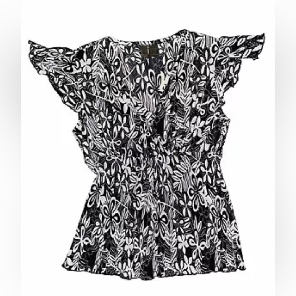 Sere Nade Crinkle Y2K Flutter Sleeve Top
